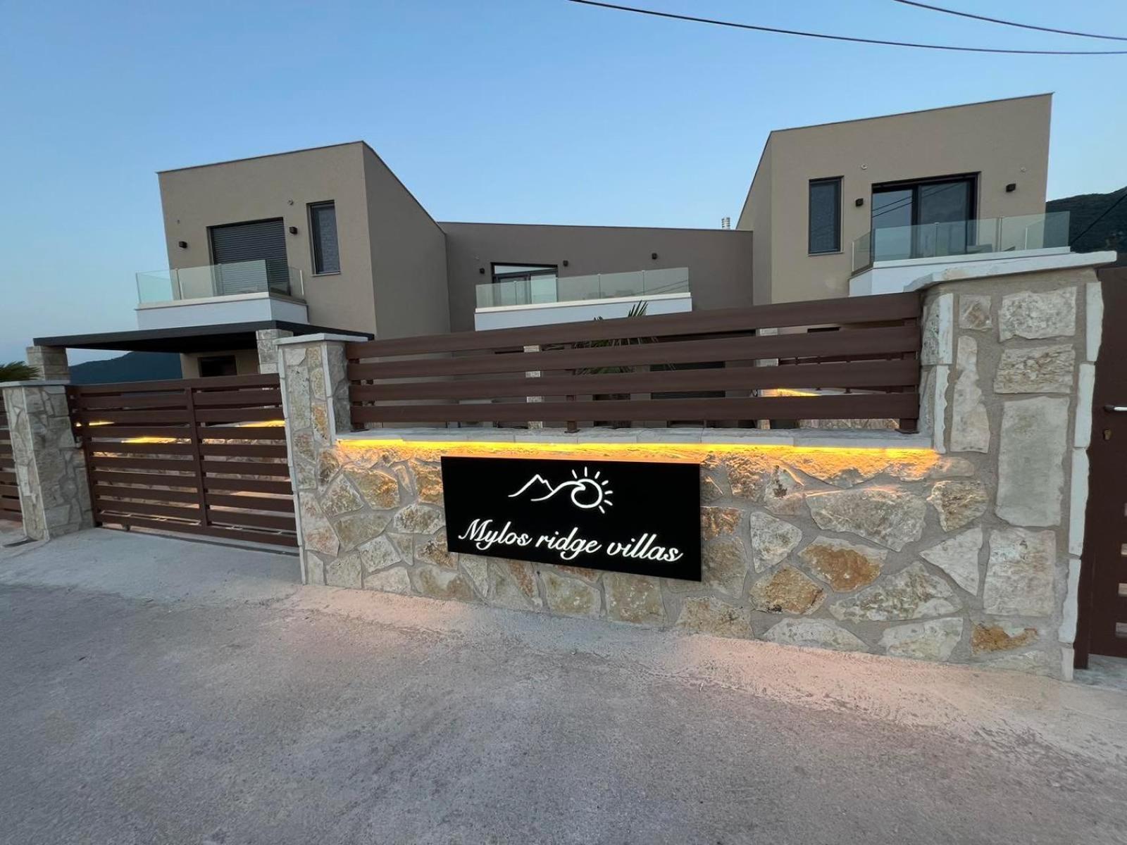 Mylos Ridge Villas - Perseus Agios Nikitas Exterior photo
